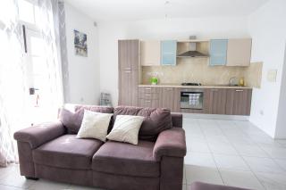 Seafront Room - Msida - 3