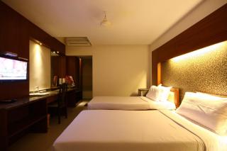 Hotel Crescent Crest Sriperumbudur - 2