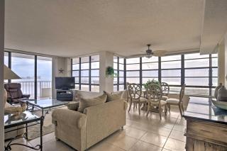 Beachfront Marco Island Resort Condo with Pool! - Marco Island - 5