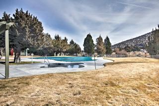 Modern Eagle Crest Escape with Patio and 2 Balconies! - 4