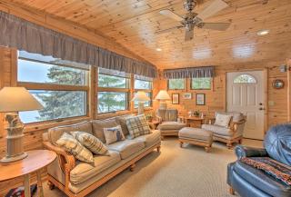 Waterfront Cottage, 9 Mi to Aloha State Park! - 0