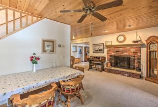 Waterfront Cottage, 9 Mi to Aloha State Park! - 5