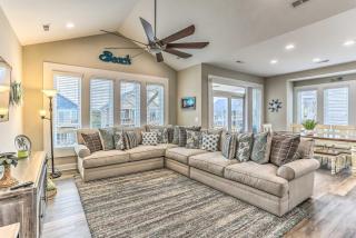 Surf City Home with Outdoor Shower Walk to Beach! - 3