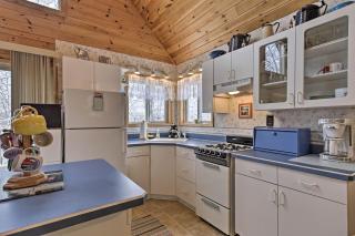 Cozy Cabin on 10 Acres, Walk to Chippewa River! - Weirgor - 2