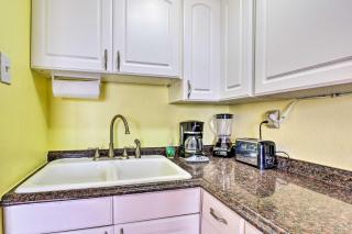 Corpus Christi Beachfront Condo with Pool Access! - Corpus Christi - 5