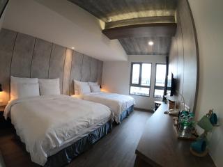 Watermark Hotel Kaohsiung Main Station - Kaohsiung - 4