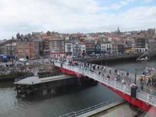 The Dolphin Hotel - Whitby - 8