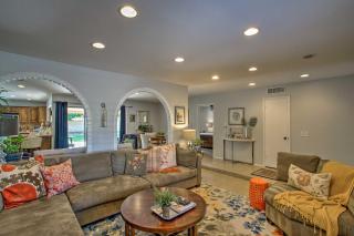 4 Mi to Old Town Family Home with Pool and BBQ - Scottsdale - 1