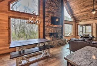 Modern Murphy Cabin with Nottely River Views! - Murphy - 4