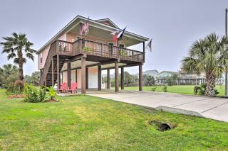 quarter Mi to Beach Canal-View Home in Galveston! - Galveston - 0