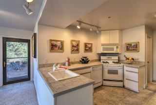 Private Patio and Red Rock Views Sedona Apt! - Sedona - 3