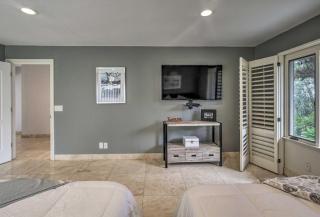 Pool and Coastline Views Luxe La Jolla Home - San Diego - 7