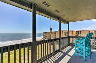 Topsail Beach Oceanfront Oasis with Stunning Views! - North Topsail Beach - 0