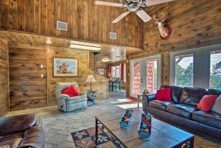 Broken Bow Mountaintop Home with Hot Tub! - Broken Bow - 5