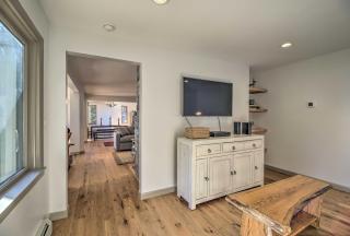 Plattsburgh Home with Deck on Lake Champlain - Plattsburgh - 1
