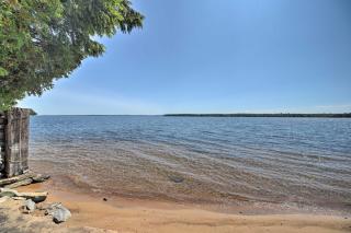 Plattsburgh Home with Deck on Lake Champlain - 7
