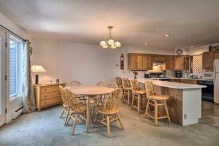 Updated Condo Next to Burke Mountain Bike Trails! - East Burke - 8