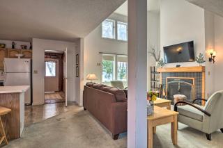 Updated Condo Next to Burke Mountain Bike Trails! - East Burke - 4