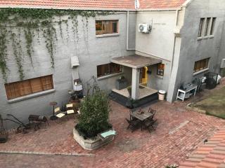 Tuscana Villa Guesthouse - Kroonstad - 2