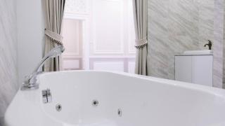 VARIMANTRA HOTEL - Nakhon Pathom - 1