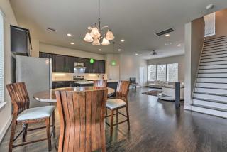Central Houston Townhouse - 1 Mi to Downtown! - 1