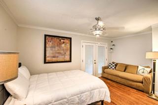 El Paso Home with Yard - Walk to UTEP and Cinci St - 2