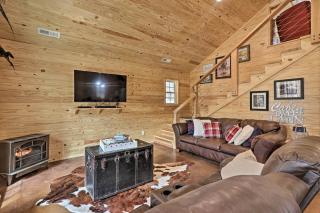 Peaceful Family Cabin on 10 Acres with Game Room! - Heflin - 9