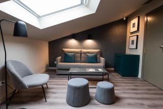 Atenea Rekord Suites Barcelona - 9