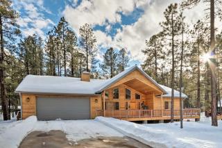 Less Than 3 Mi to Pinetop Country Club Luxe Cabin with Deck - Indian Pine - 8