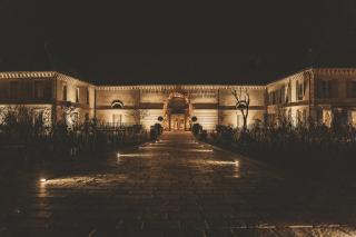 Chateau de Chassagne-Montrachet - Chassagne-Montrachet - 1