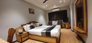 Hotel JMC Group - Rajkot - 4