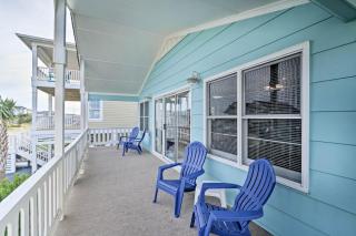 Pet-Friendly Second Row House Steps to Beach! - Holden Beach - 2