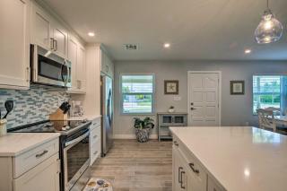 Tasteful Home with Patio and Grill Less Than 2 Mi to Beach! - Naples - 6