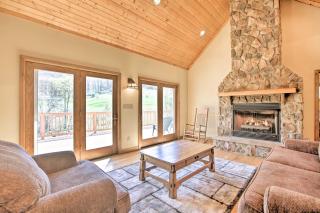 House with Deck, Fire Pit - 15 Mins to Snowshoe! - Slaty Fork - 7