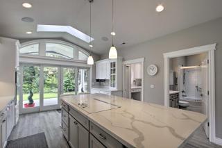Contemporary Tacoma Cottage with Deck and Pond! - Tacoma - 7