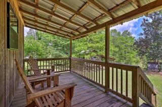 Secluded Cabin with Pond about 37 Mi to Gulf Coast! - Wiggins - 9