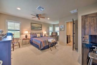 Lakefront Wallis Ranch with Private Beach and Patio! - Wallis - 8