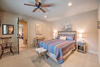 Lakefront Wallis Ranch with Private Beach and Patio! - Wallis - 4