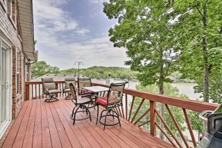 Waterfront Sunrise Beach Home with Dock and Grill - Sunrise Beach - 9