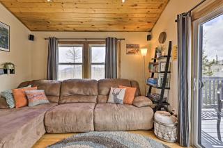 10 Mi to Ski Condo with Mtn Views in Silverthorne - 2
