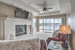 Waterfront Lake Ozark Condo with Pool Access - 3