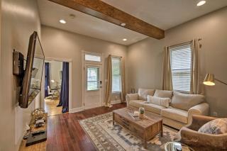 Updated Indianapolis Home, Walk to Lucas Oil! - Indianapolis - 3