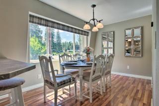 Creekfront Lincoln Home, Steps from Downtown! - 2