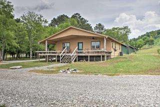 Guntersville Cabin with Lake Views! - Guntersville - 0