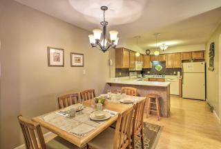 Lincoln Resort Condo with Pool Access - Near Hiking! - Lincoln - 4