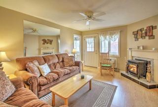 Lincoln Resort Condo with Pool Access - Near Hiking! - Lincoln - 7