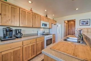 Moab Townhome with Patio - 11 Mi to Arches NP! - 1