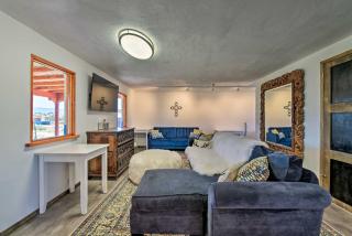 Chic Studio with Grill - 25 Mins to Taos Ski Valley! - El Prado - 0