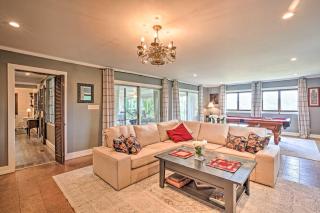 Charming Summerville Home with Yard and Sunroom! - Summerville - 9