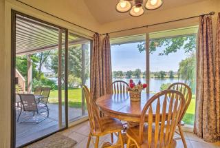 Lake House with Hot Tub - 1 Mi to Surf n Slide - Moses Lake - 3
